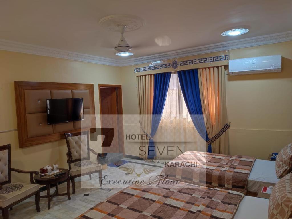 Hotel Seven 7 Karaczi Zewnętrze zdjęcie