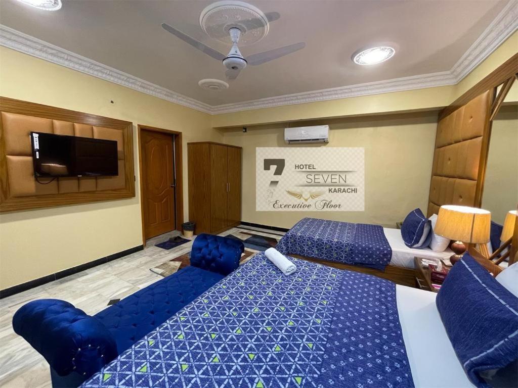 Hotel Seven 7 Karaczi Zewnętrze zdjęcie