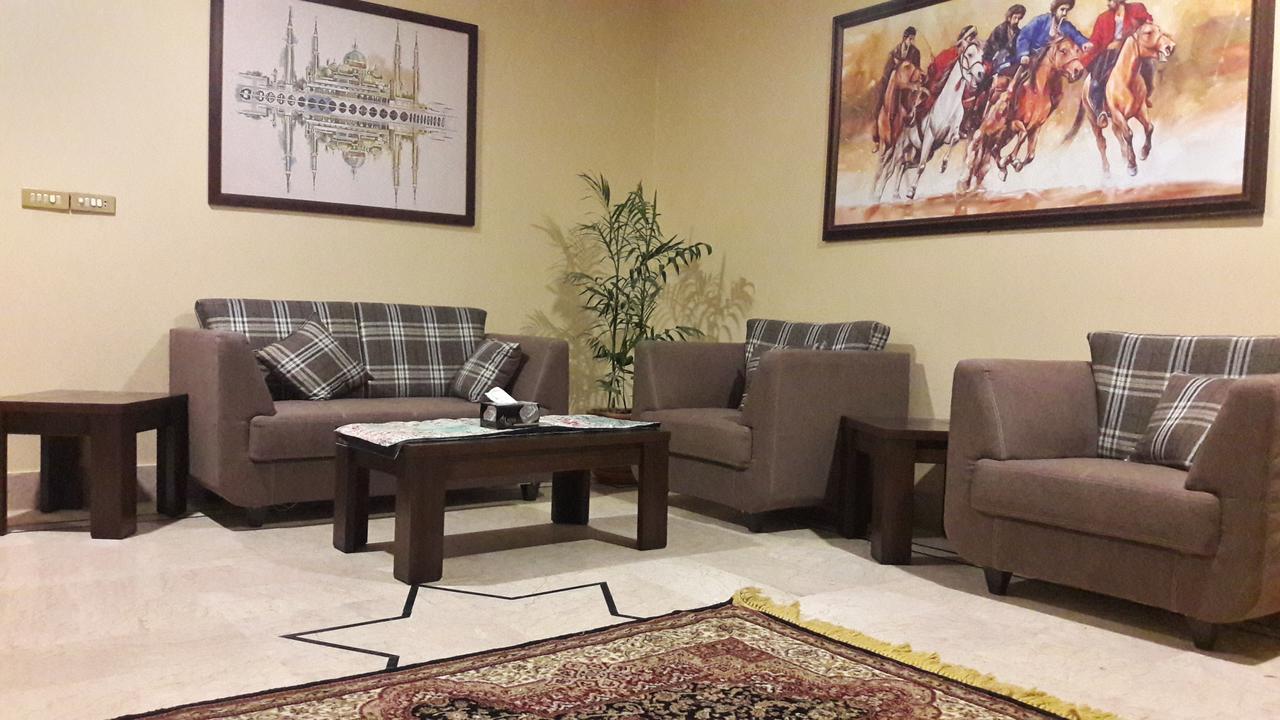 Hotel Seven 7 Karaczi Zewnętrze zdjęcie